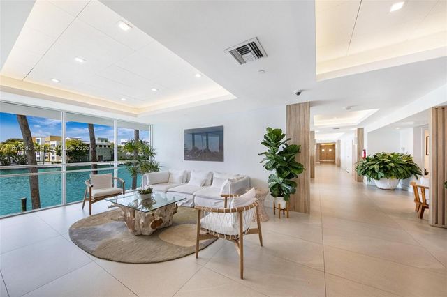 5900 Collins Ave 1905, Miami Beach, FL 33140