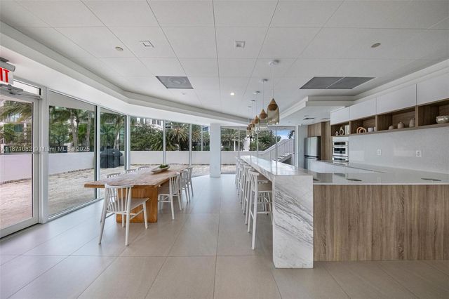 5900 Collins Ave 1905, Miami Beach, FL 33140