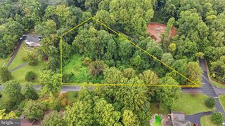 12900 CIRCLE DR, Rockville, MD 20850