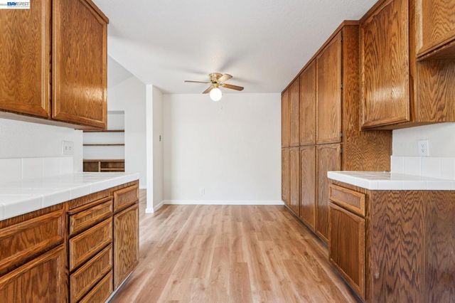 365 Channing Way, Alameda, CA 94502