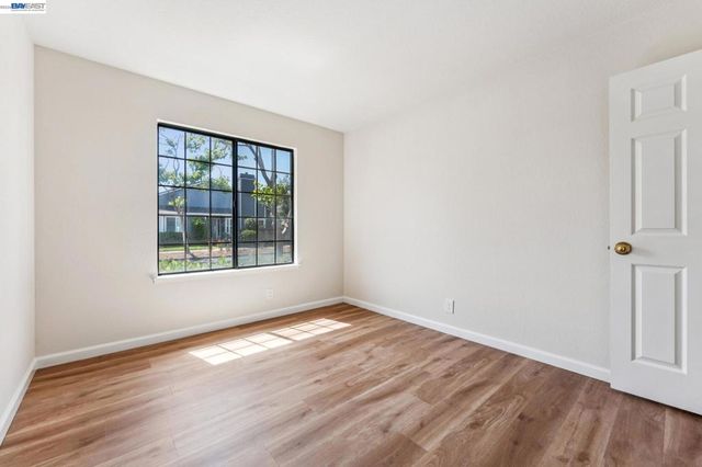 365 Channing Way, Alameda, CA 94502