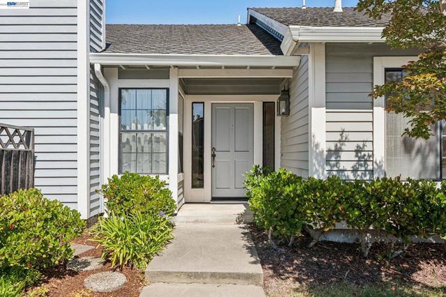 365 Channing Way, Alameda, CA 94502