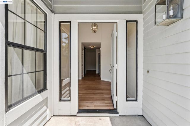365 Channing Way, Alameda, CA 94502