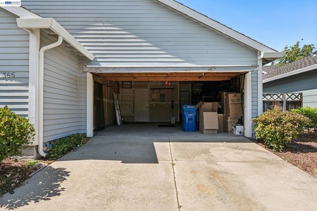 365 Channing Way, Alameda, CA 94502