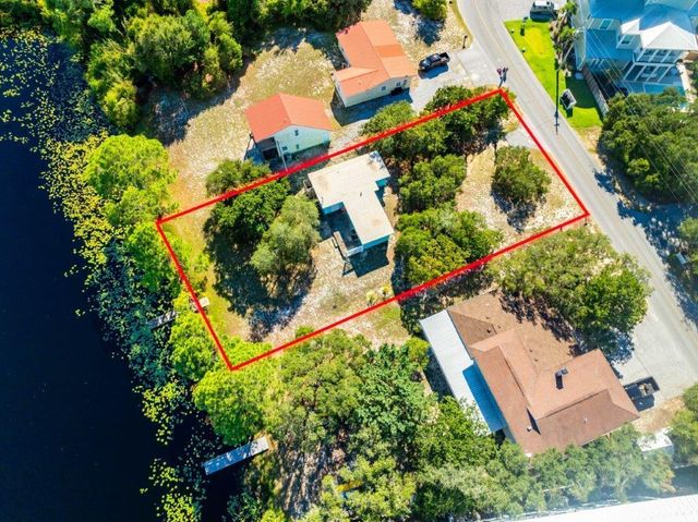 211 Lakeview Drive, Santa Rosa Beach, FL 32459