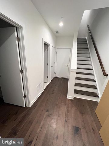 3122 BEACHVIEW LAND, Philadelphia, PA 19125