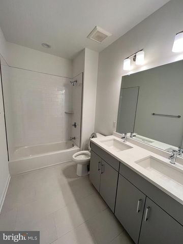 3122 BEACHVIEW LAND, Philadelphia, PA 19125
