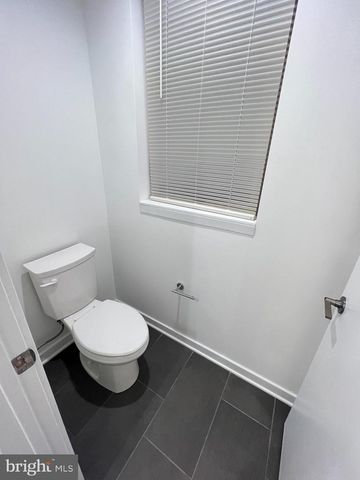 3122 BEACHVIEW LAND, Philadelphia, PA 19125