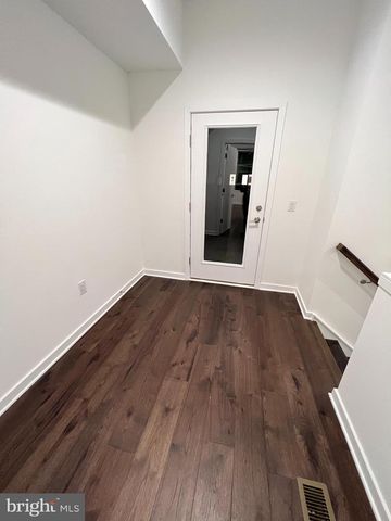 3122 BEACHVIEW LAND, Philadelphia, PA 19125