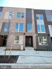 3122 BEACHVIEW LAND, Philadelphia, PA 19125