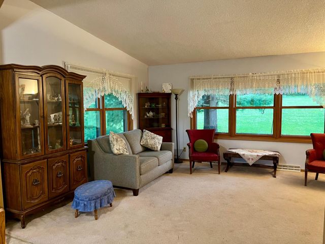 27761 Jonquil Avenue, Elko New Market, MN 55020