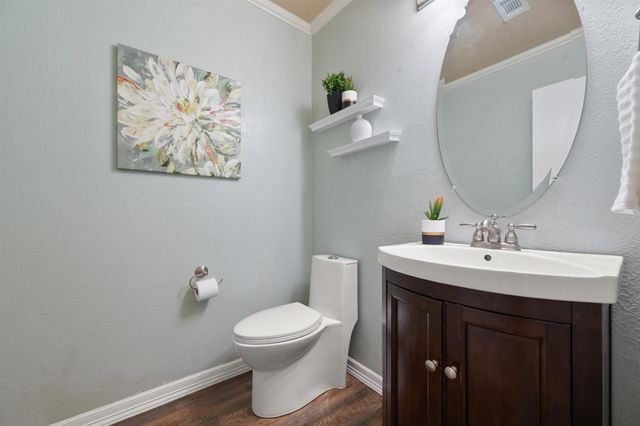 2211 Southcrest Drive, Arlington, TX 76013