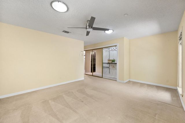 2211 Southcrest Drive, Arlington, TX 76013