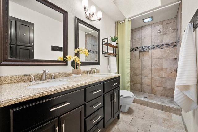 2211 Southcrest Drive, Arlington, TX 76013