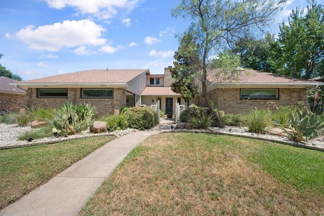 2211 Southcrest Drive, Arlington, TX 76013