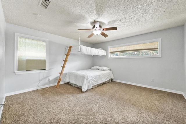 2211 Southcrest Drive, Arlington, TX 76013