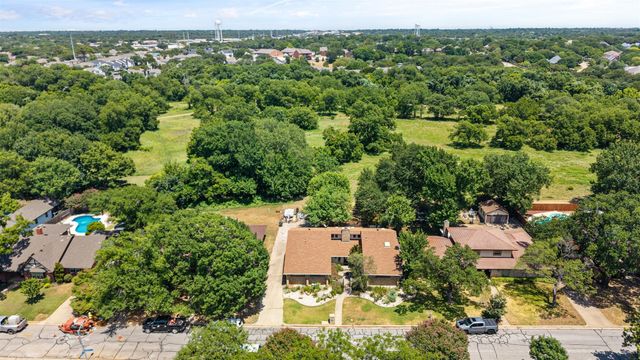 2211 Southcrest Drive, Arlington, TX 76013