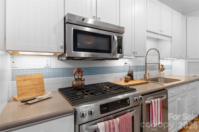 109 Paradise Circle, Clyde, NC 28721