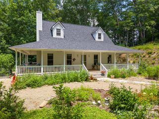 109 Paradise Circle, Clyde, NC 28721