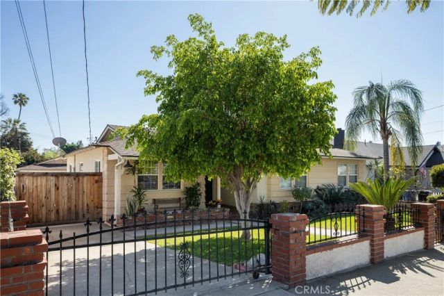 11746 Broadway Avenue, Whittier, CA 90601