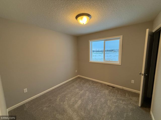 2827 Iverson Avenue NE, Saint Michael, MN 55376