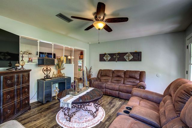 506 Winn Dr., Winnsboro, TX 75494