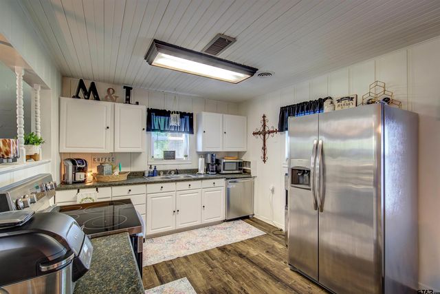 506 Winn Dr., Winnsboro, TX 75494