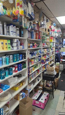 305 Park Avenue, Paterson, NJ 07504
