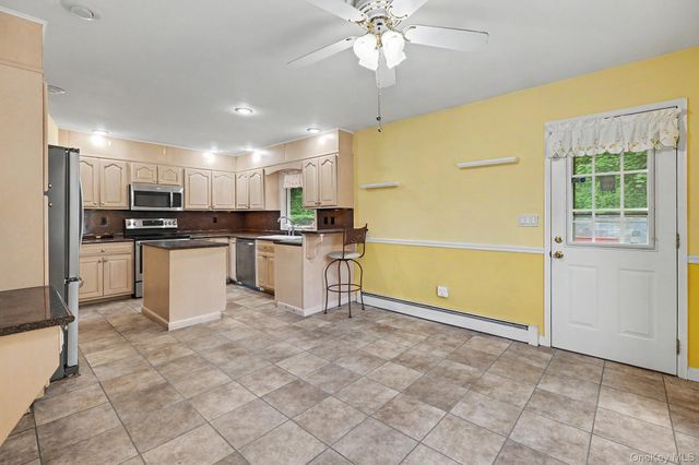 5 Meadowbrook Drive, Ossining, NY 10562