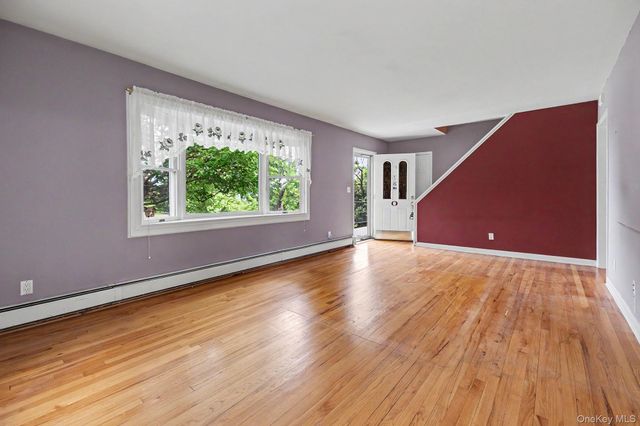 5 Meadowbrook Drive, Ossining, NY 10562
