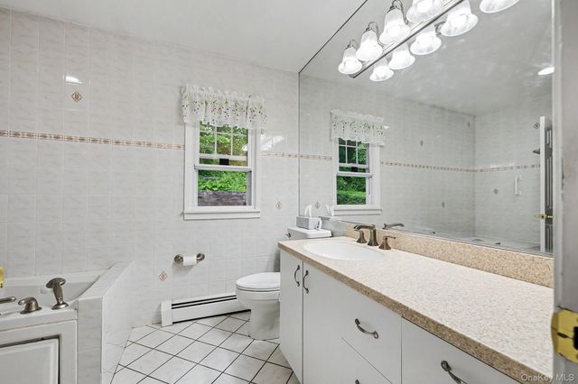 5 Meadowbrook Drive, Ossining, NY 10562