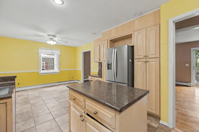 5 Meadowbrook Drive, Ossining, NY 10562