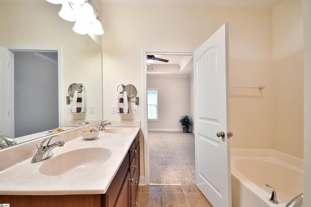 47 Hillsborough Drive, Anderson, SC 29621