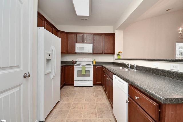 47 Hillsborough Drive, Anderson, SC 29621