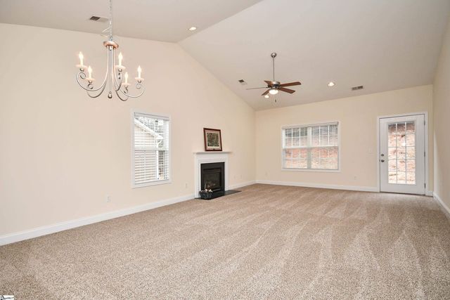 47 Hillsborough Drive, Anderson, SC 29621