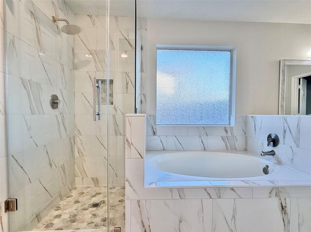 2214 Stoney Brook Drive, Deer Park, TX 77536