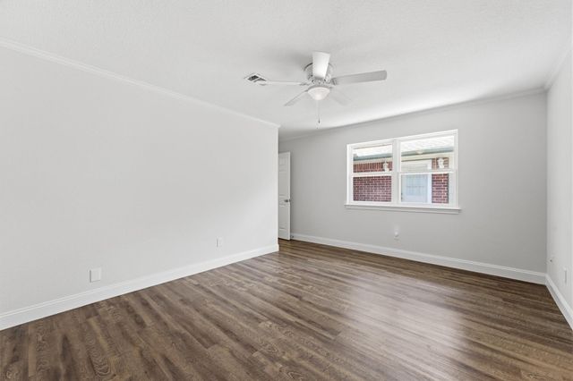 3734 Sweetbriar Drive, Pasadena, TX 77505