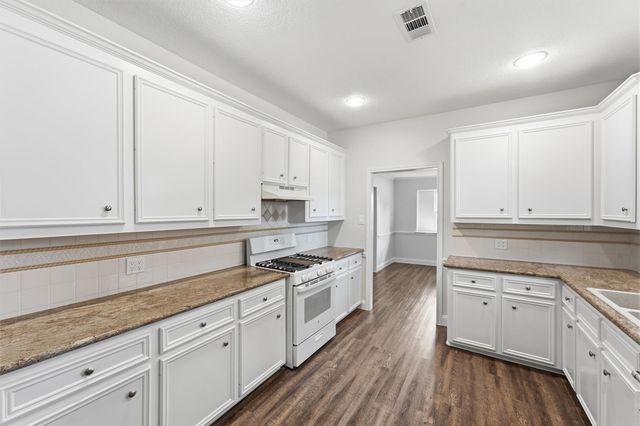 3734 Sweetbriar Drive, Pasadena, TX 77505