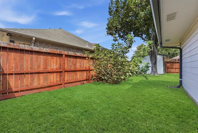 3734 Sweetbriar Drive, Pasadena, TX 77505