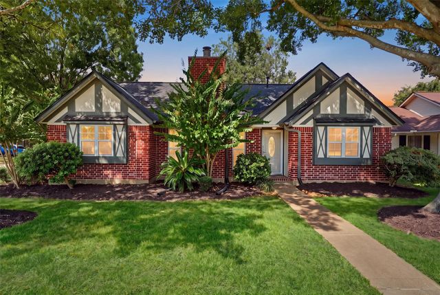 3734 Sweetbriar Drive, Pasadena, TX 77505