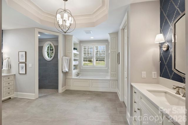 127 Heathland Lane, Mooresville, NC 28117