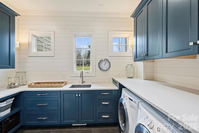 127 Heathland Lane, Mooresville, NC 28117