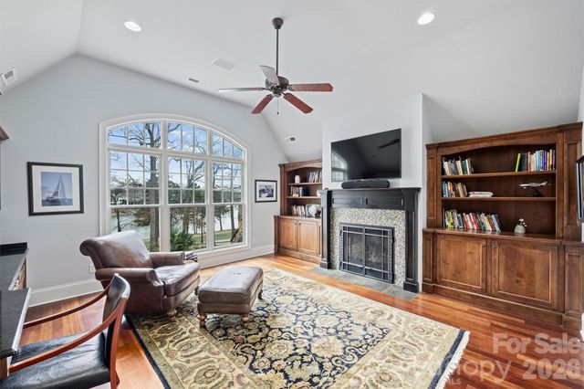 127 Heathland Lane, Mooresville, NC 28117