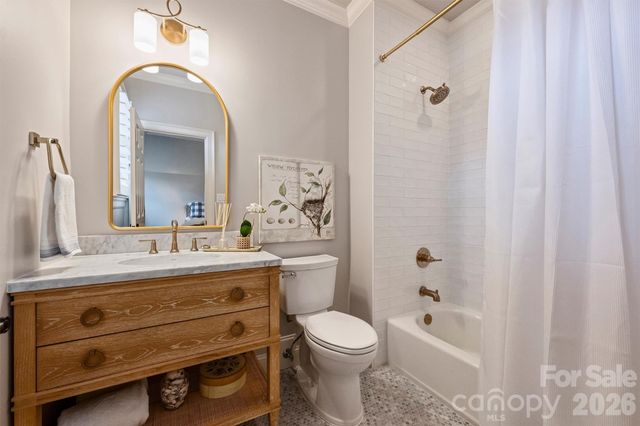 127 Heathland Lane, Mooresville, NC 28117