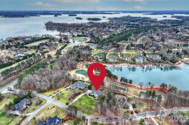 127 Heathland Lane, Mooresville, NC 28117