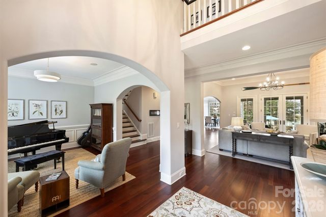 127 Heathland Lane, Mooresville, NC 28117