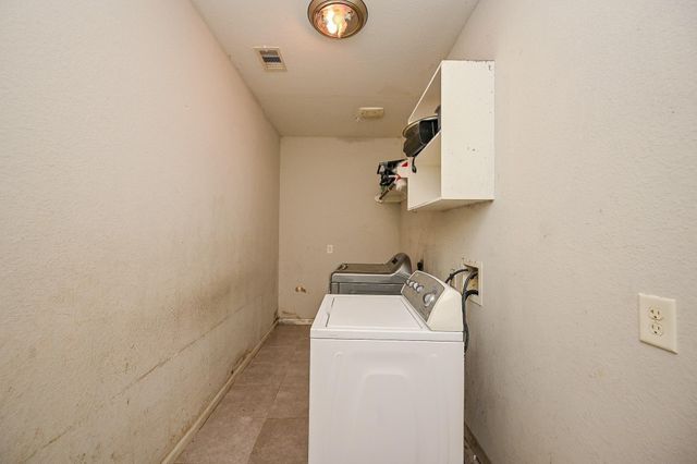 7007 Flewellen Falls Lane, Spring, TX 77379