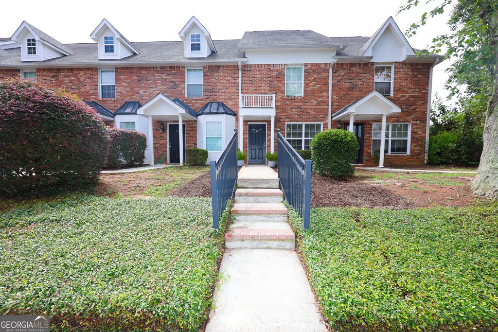 37 Intown Place, Fayetteville, GA 30214