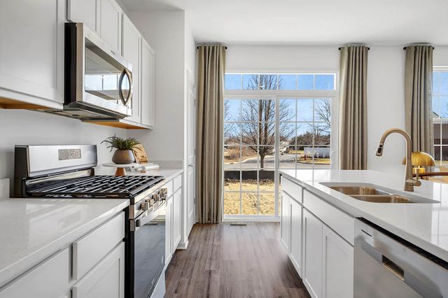 266 Charlestowne Lakes Drive, St. Charles, IL 60174