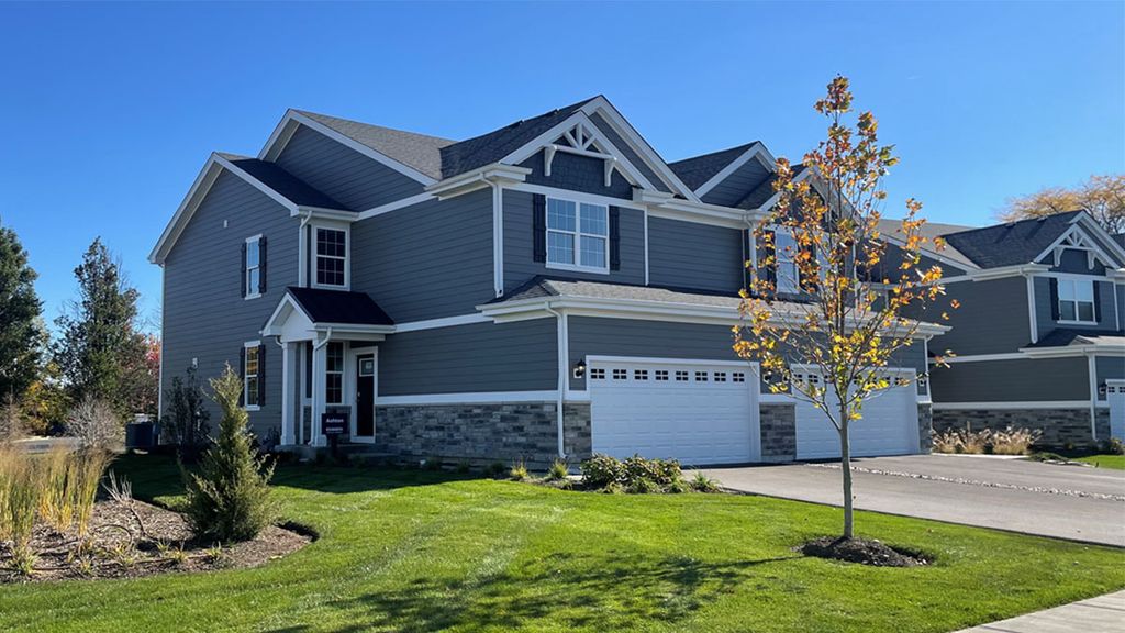 266 Charlestowne Lakes Drive, St. Charles, IL 60174